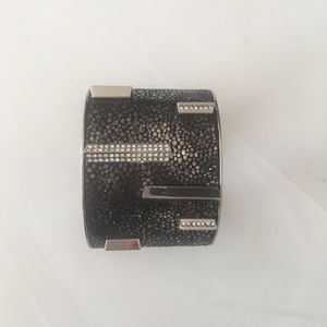 Vince Camuto Cuff